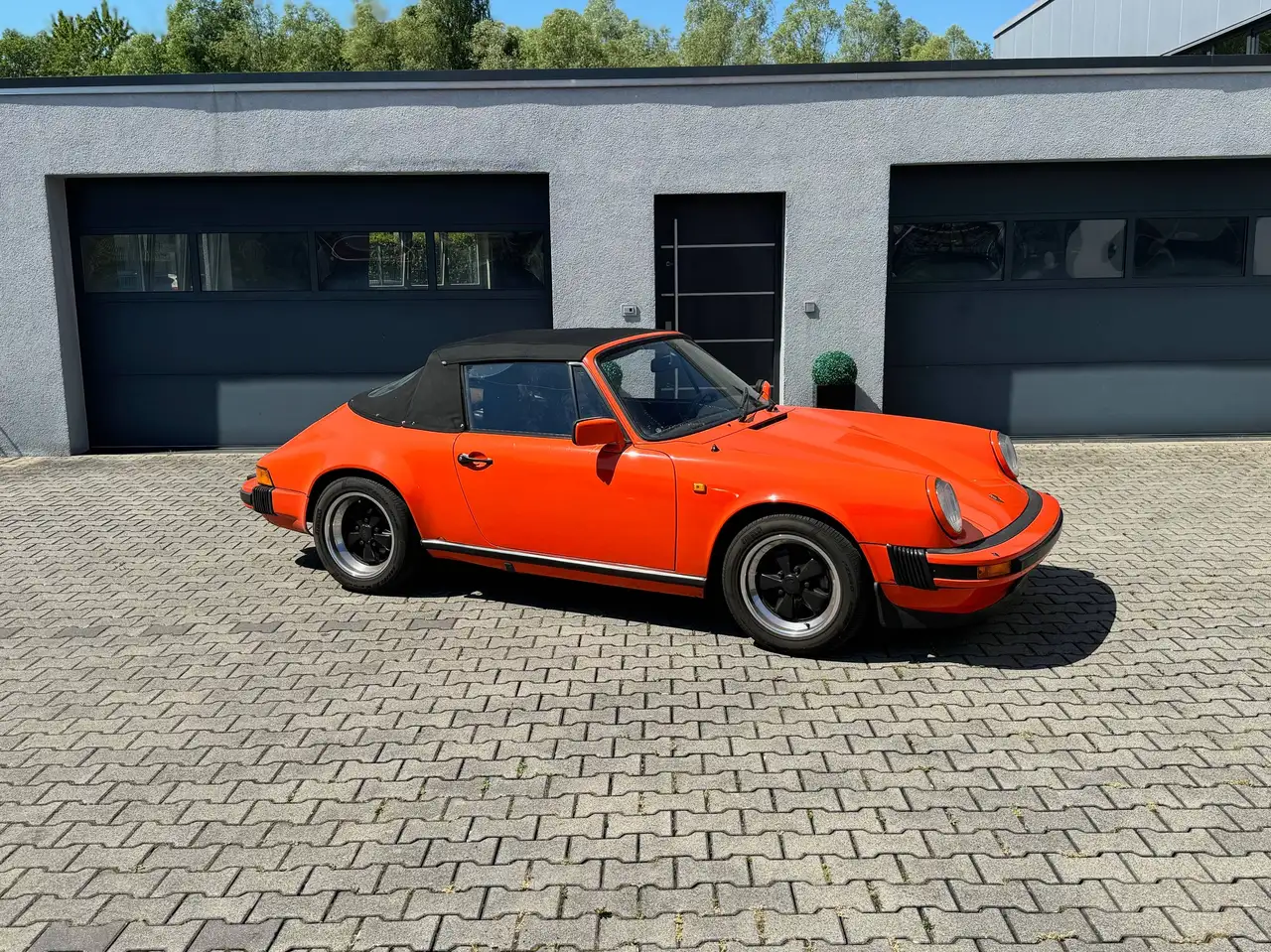 Porsche 911 3.0 SC Cabriolet, foto 6