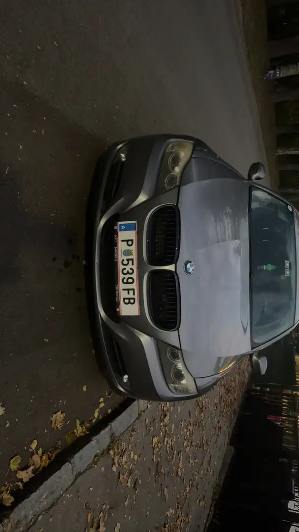 BMW 318 318d - 2