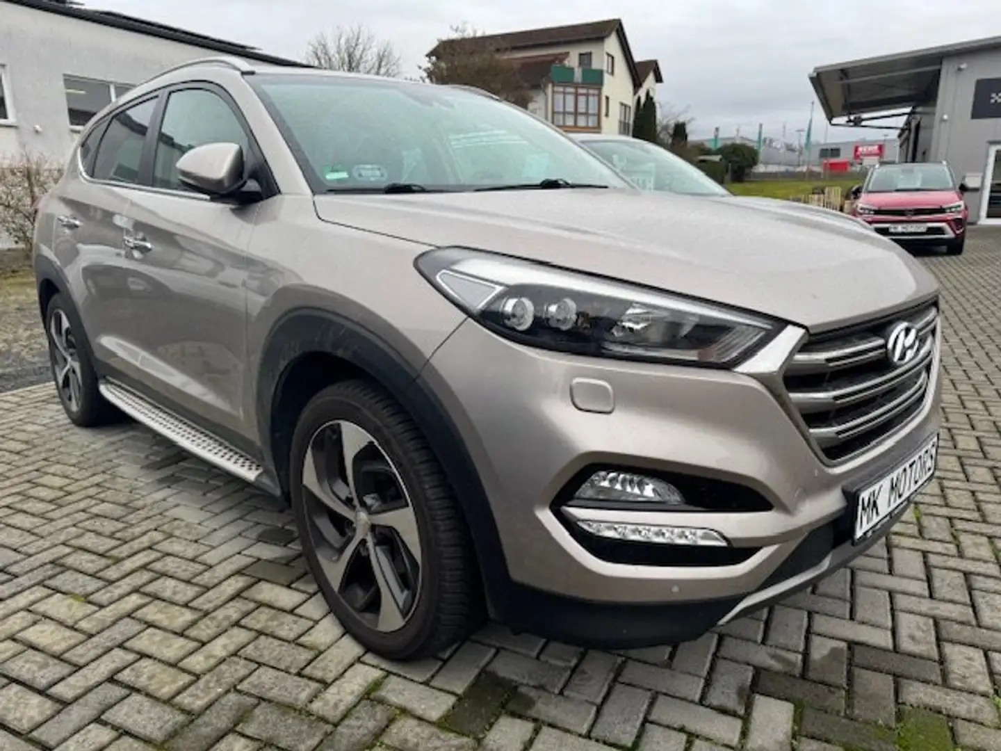 Hyundai TUCSON Premium 4WD Beige - 2