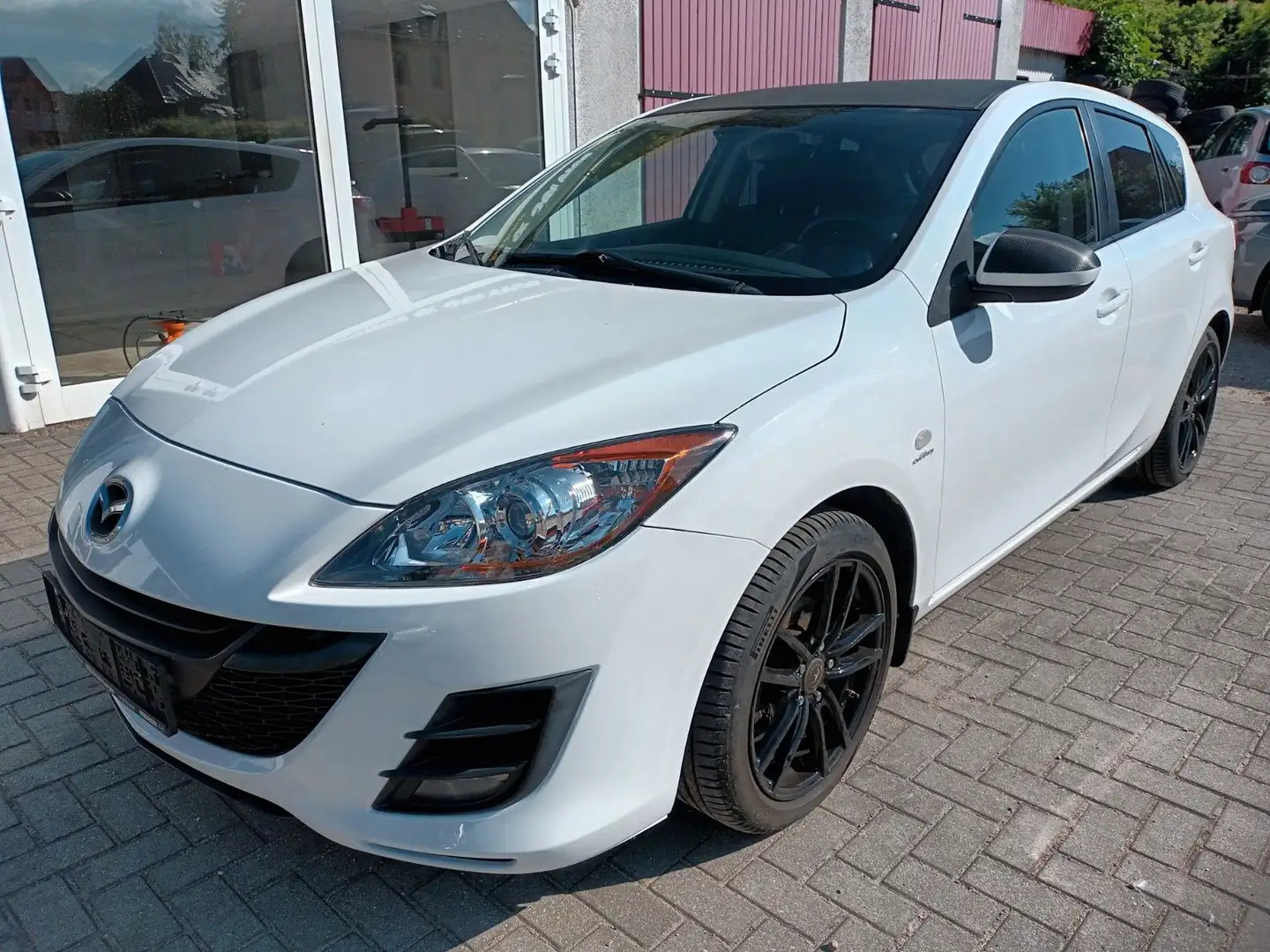 Mazda 3 Lim 1.6 HIGH-LINE viele Neuteile top-gepflegt! Weiß - 1