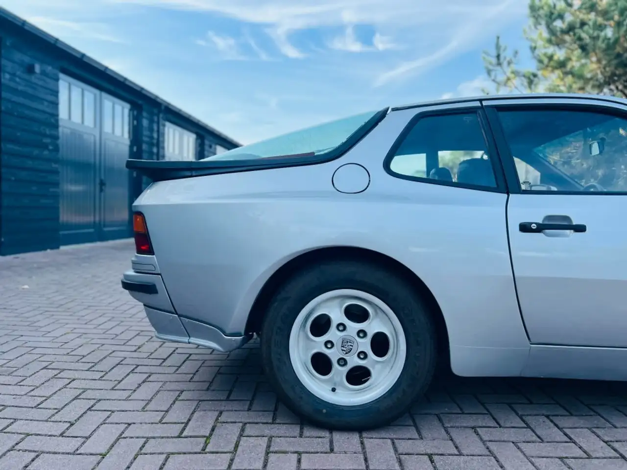 Porsche 944 2.5L â Manual â Silver Metallic â P, foto 10