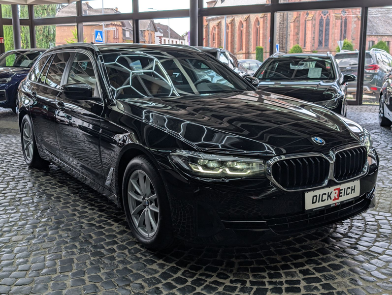BMW 520 d M Sport MHEV LEDER HUD AMBI LED APP 4xSHZ
