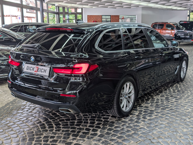 BMW 520 d M Sport MHEV LEDER HUD AMBI LED APP 4xSHZ — photo 8