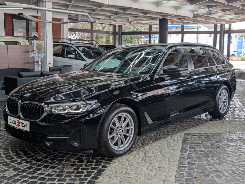 BMW 520 d M Sport MHEV LEDER HUD AMBI LED APP 4xSHZ — photo 4