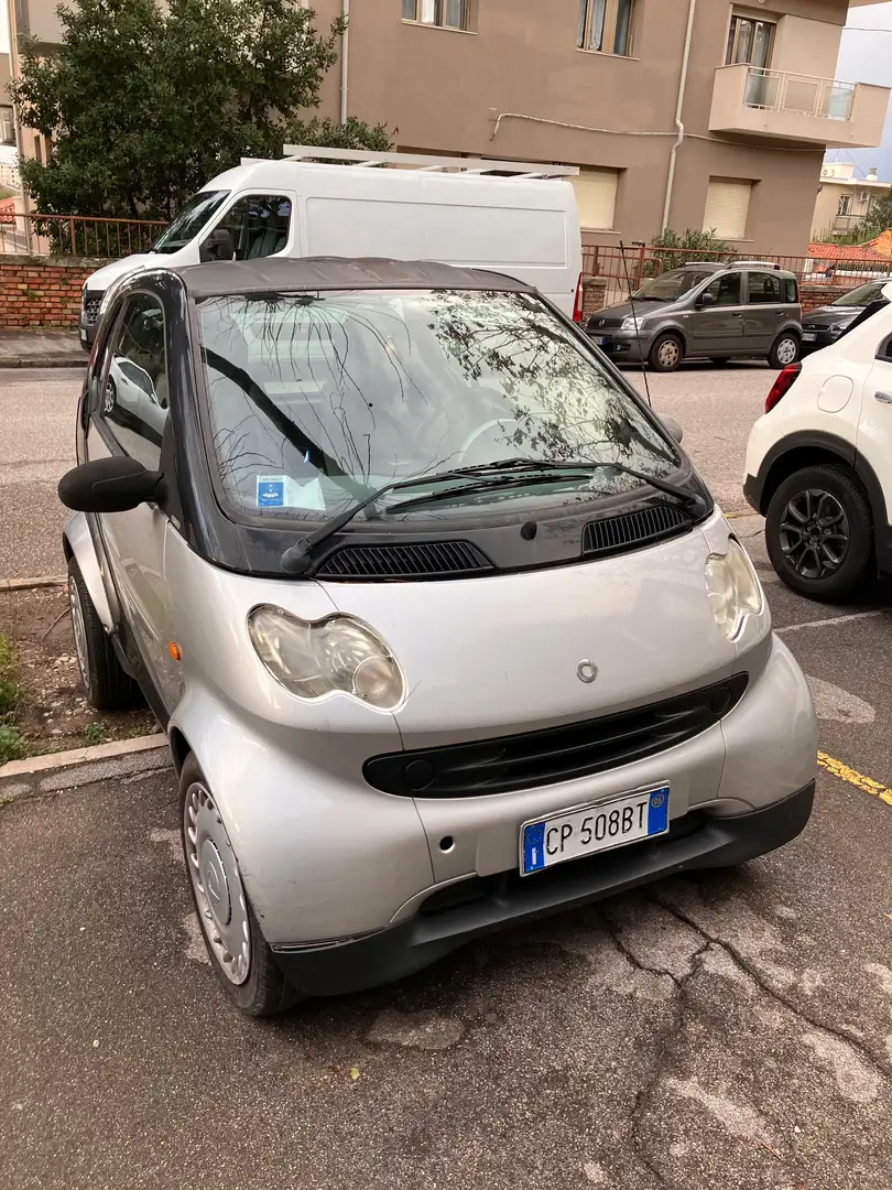 smart forTwo Argento - 2