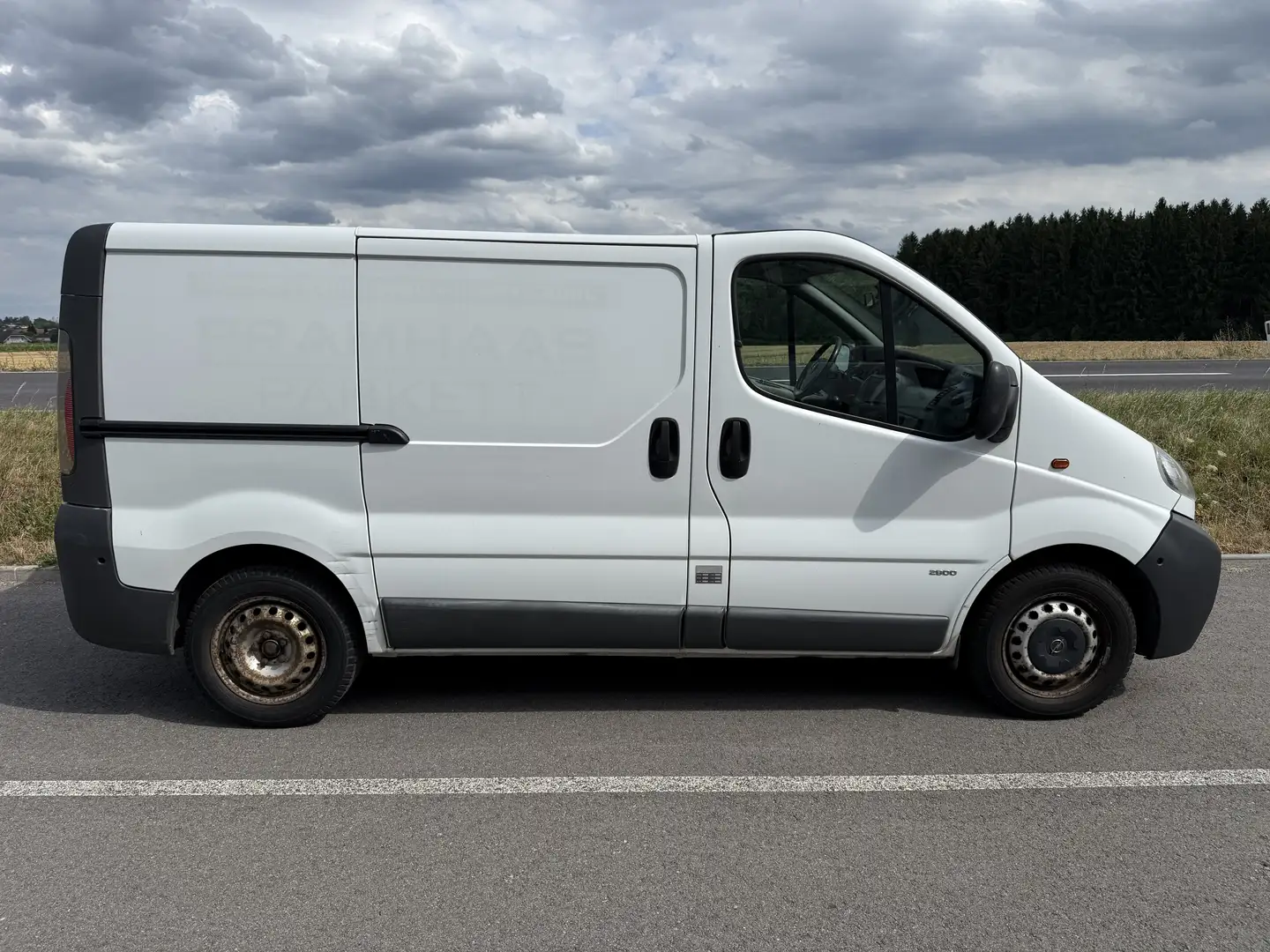 Opel Sonstige Opel Vivaro 1.9 CDTI | * Kein gültiges Pickerl Weiß - 2