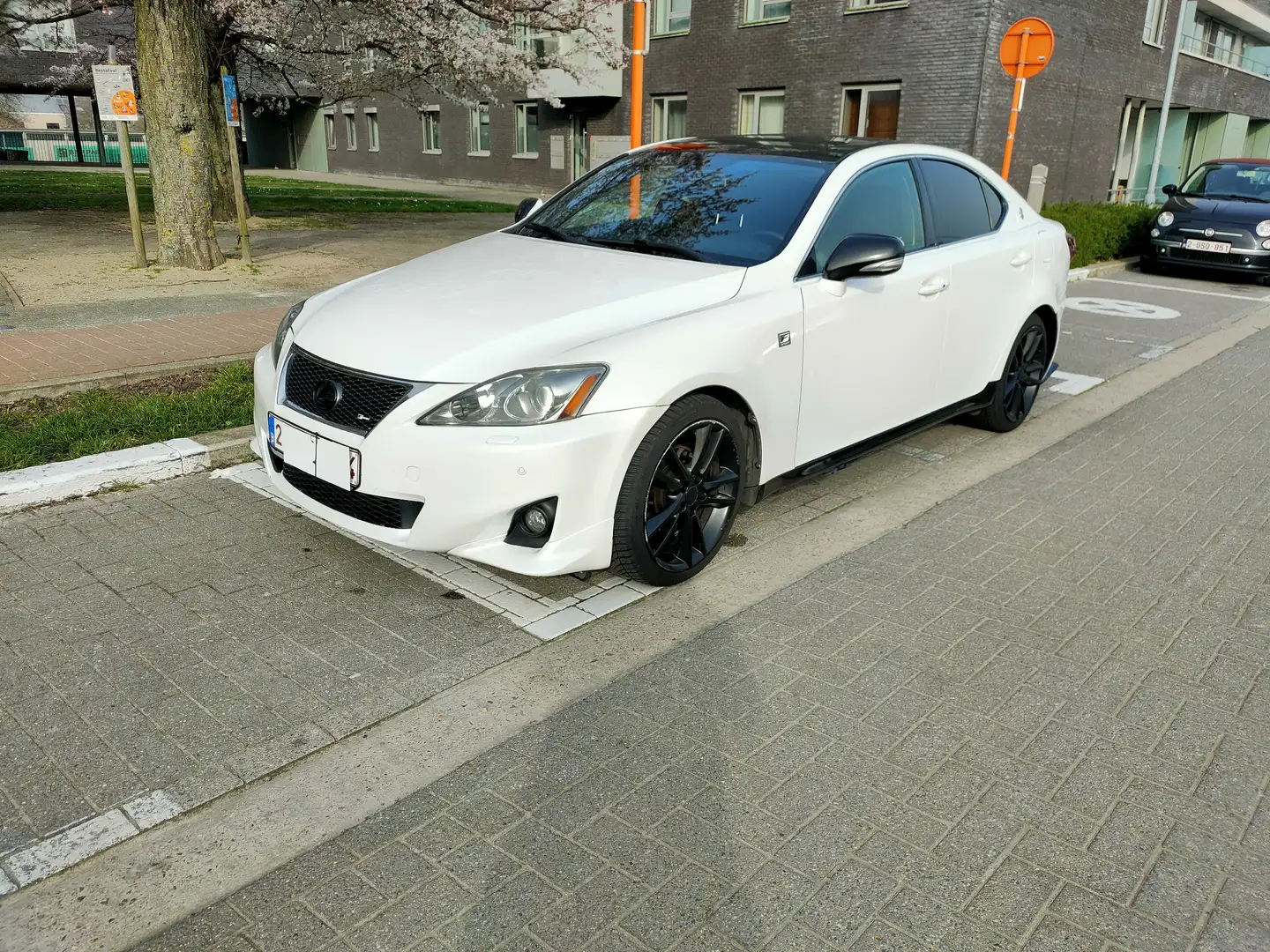 Lexus IS 220d IS 220 d Sport Pack Weiß - 1
