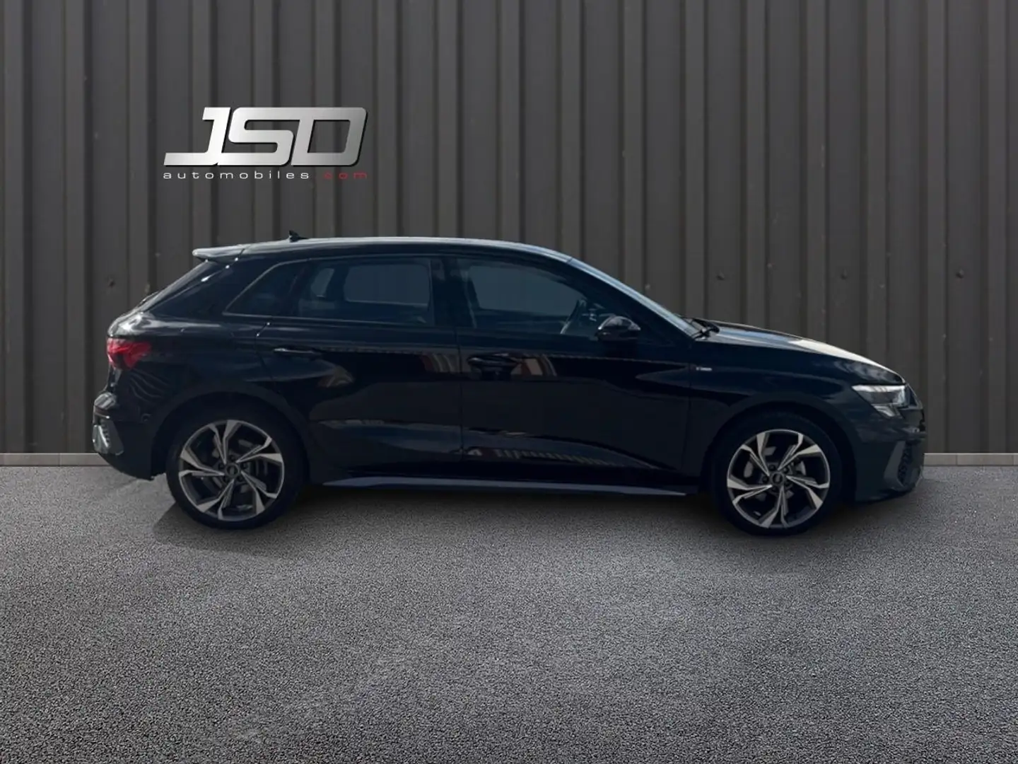 Audi A3 A3 Sportback 35 TDI 150 S tronic 7 S Line Noir - 2