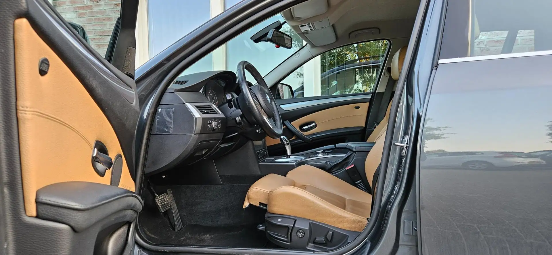 BMW 520 5-serie Touring 520i Corporate Lease Business Line Grijs - 2