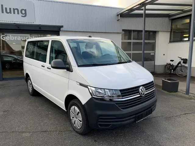 Volkswagen T6 Kombi 2,0TDI 150 PS AHK APP PDC 8 Sitze Klima