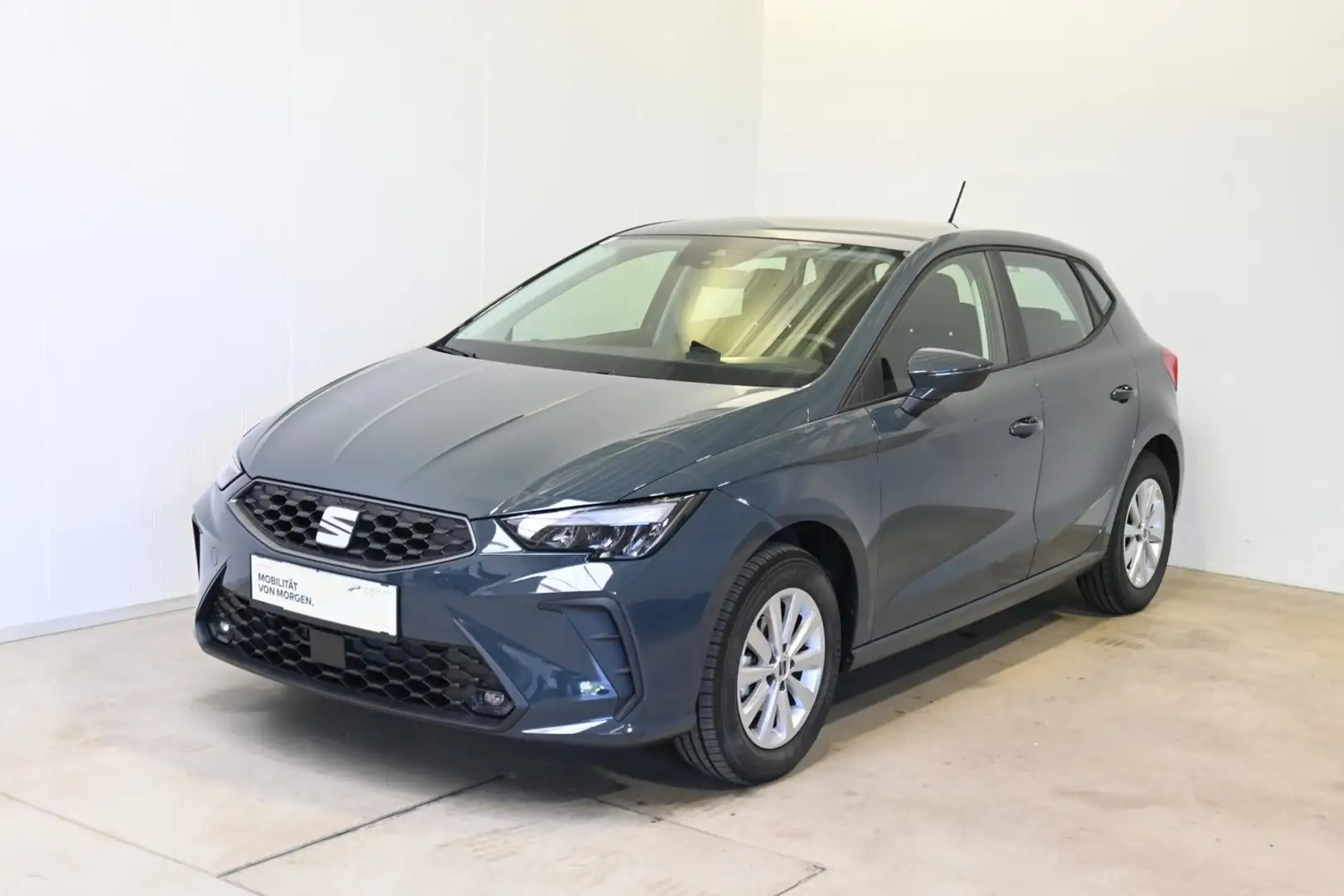 SEAT Ibiza Reference Edition 1.0 80PS Blau - 1
