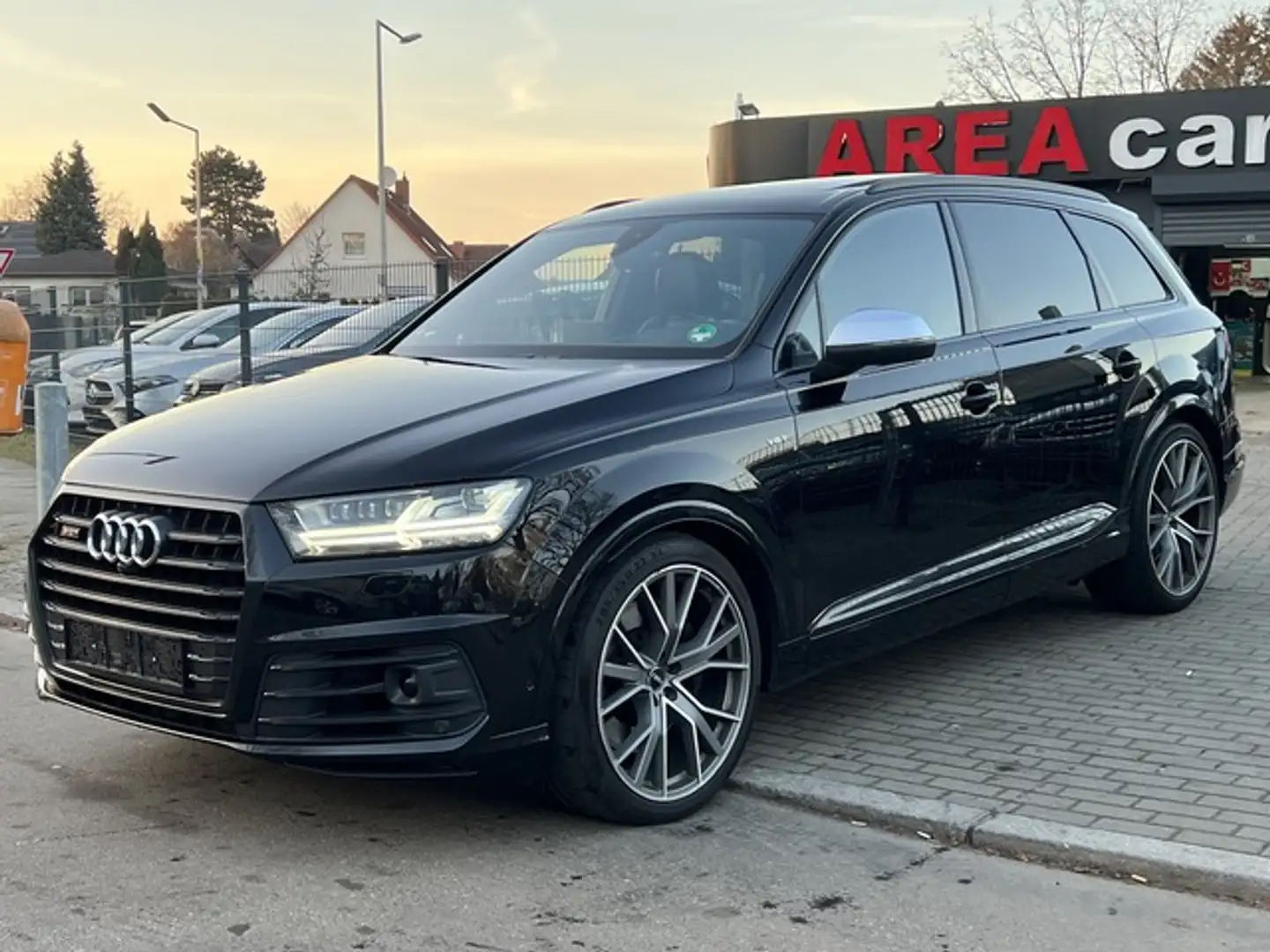 Audi SQ7 4.0 TDI qu*PANO*7-SITZ*RAUTE*HUD*BOSE* Czarny - 1
