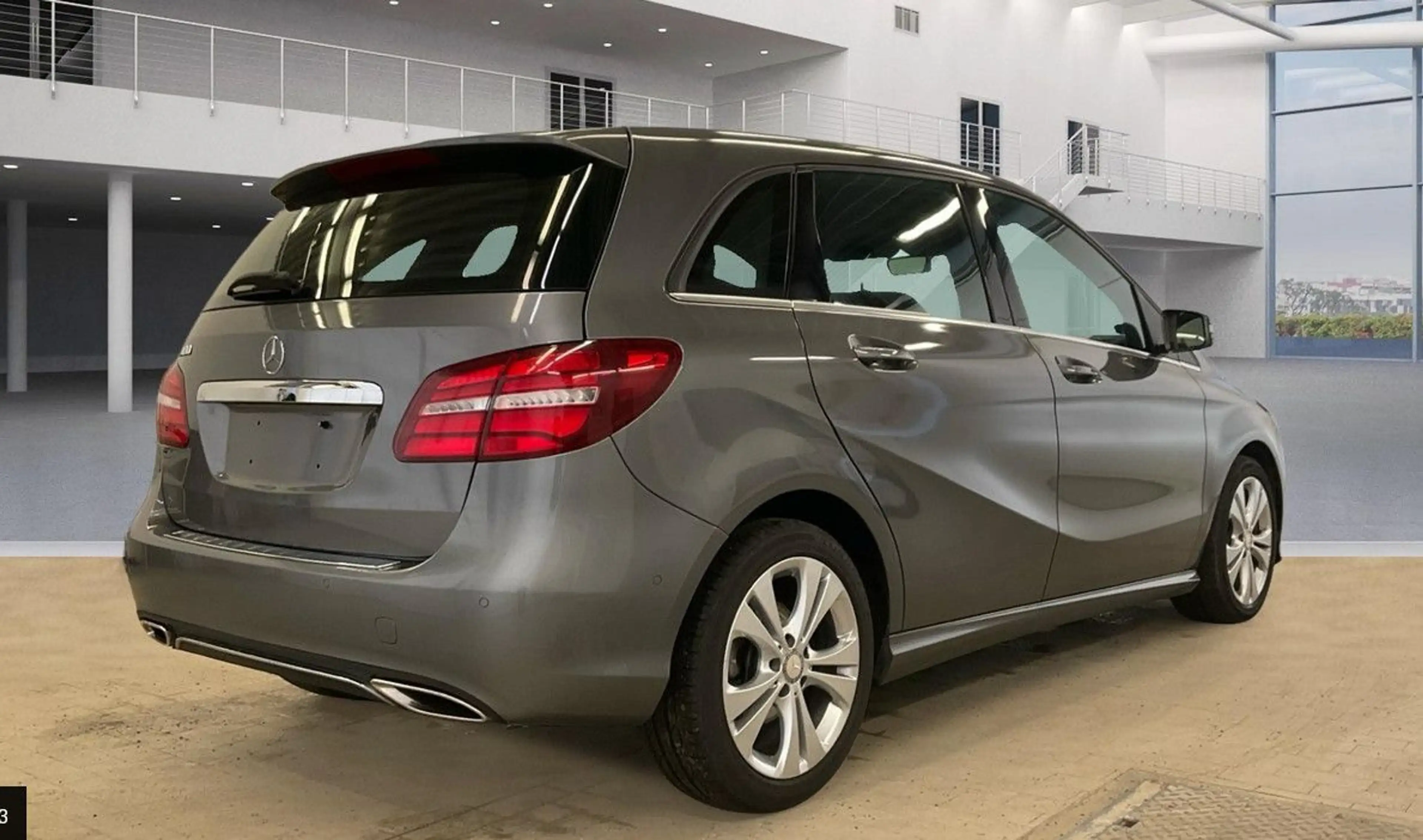 Mercedes-Benz B 180 Urban, Autom., Sitzh., Navi, Parkh.! — photo 2