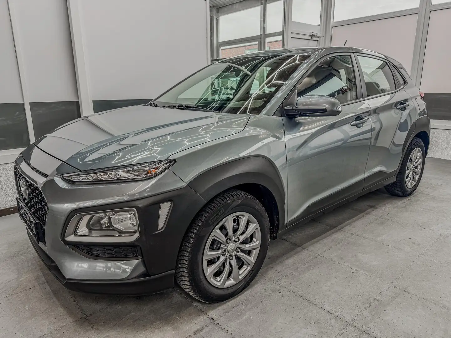 Hyundai KONA TREND 2WD T-GDI SHZ RADIO KLIMA EL.PAKET 1.0 T-... Argento - 1