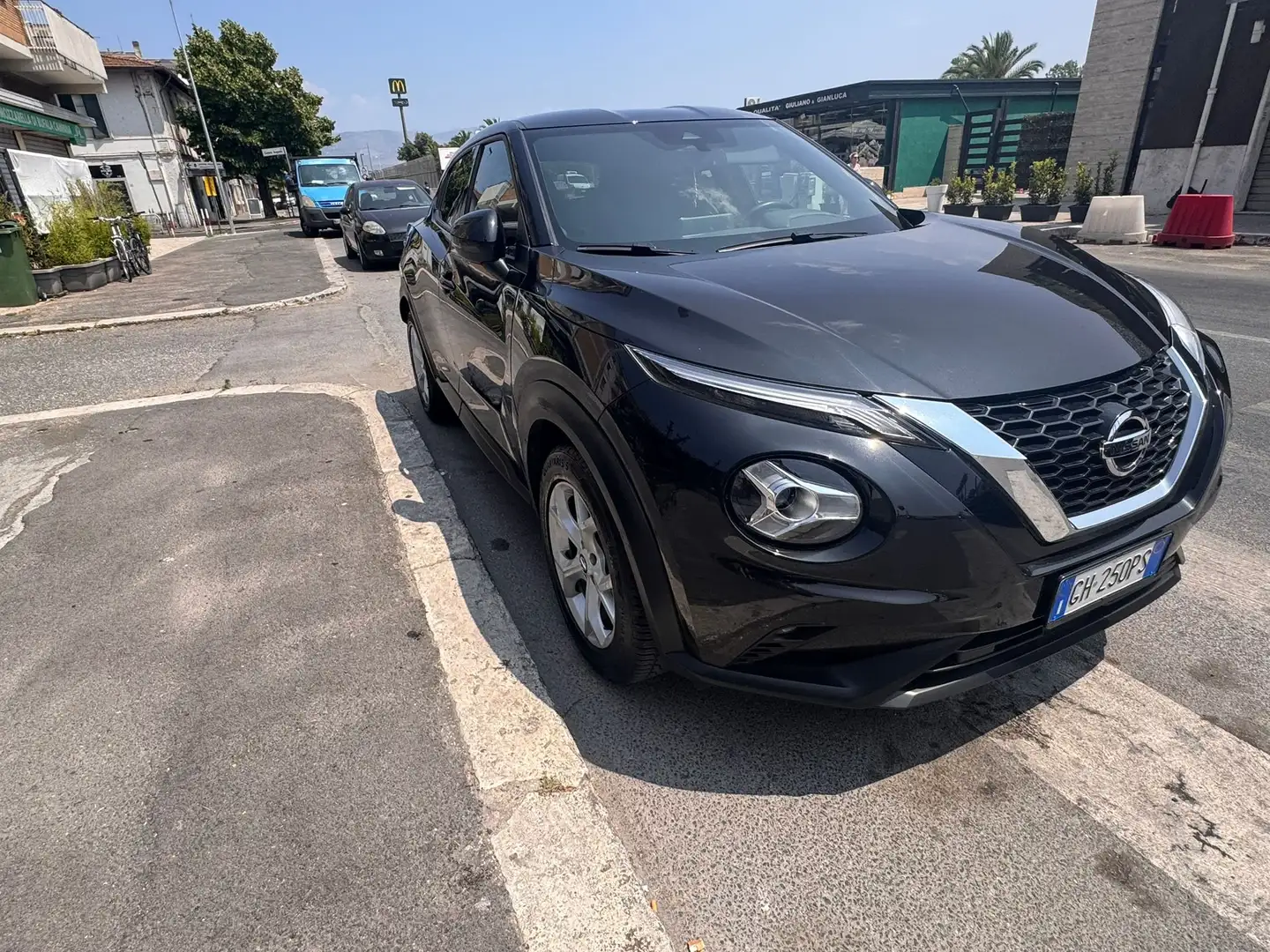 Nissan Juke 1.0 dig-t N-Connecta 114cv  -NESSUN VINCOLO- Nero - 2