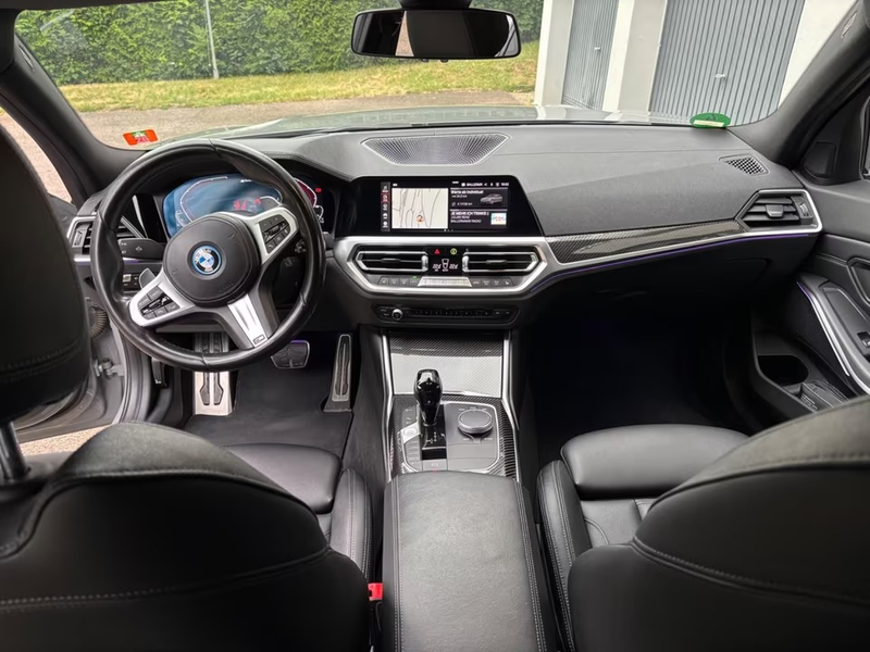 BMW 330 3-serie Touring 330e xDrive High Executive M Sport — photo 6