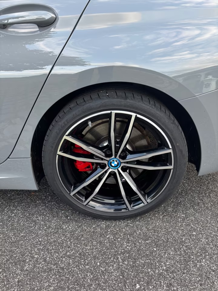 BMW 330 3-serie Touring 330e xDrive High Executive M Sport — photo 13
