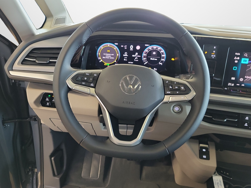 Volkswagen T7 Multivan 2.0 TDI DSG Edition — photo 9