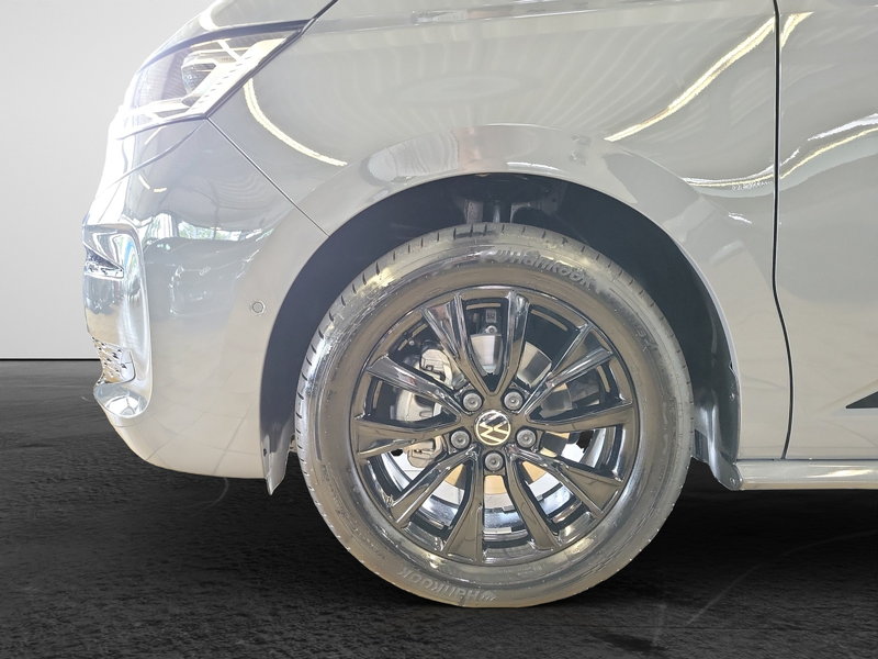 Volkswagen T7 Multivan 2.0 TDI DSG Edition — photo 5