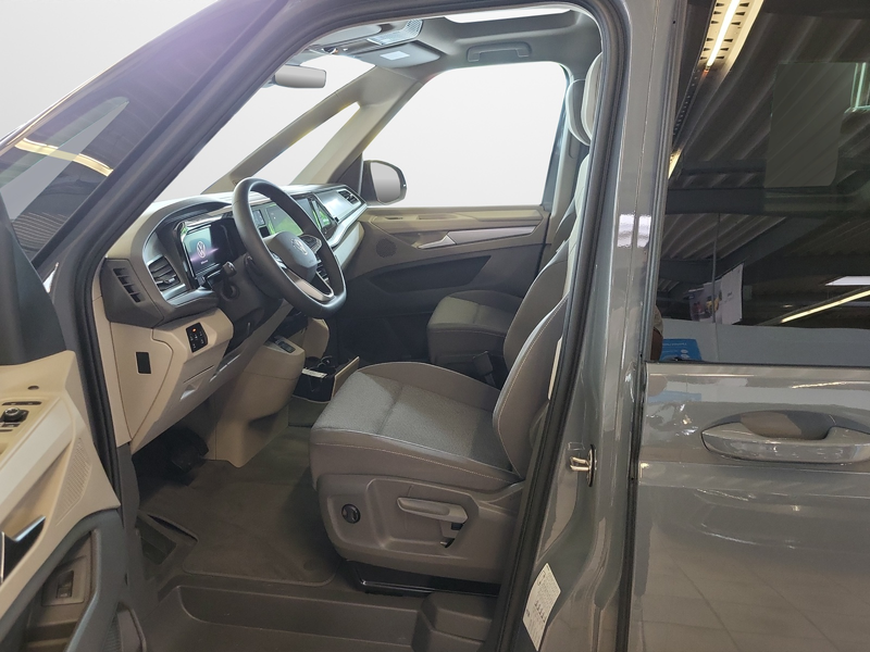 Volkswagen T7 Multivan 2.0 TDI DSG Edition — photo 7