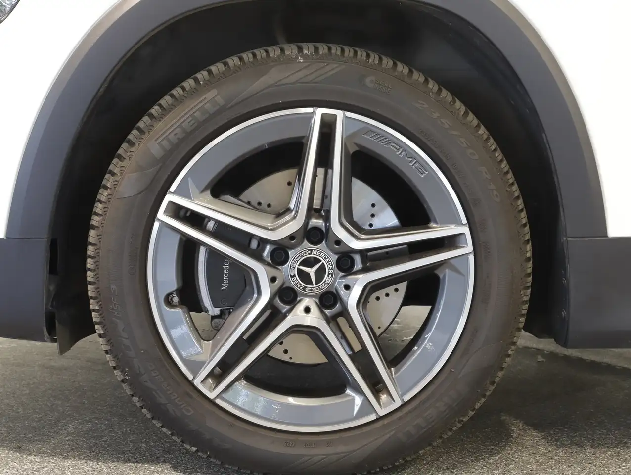 Mercedes-Benz GLB 2026