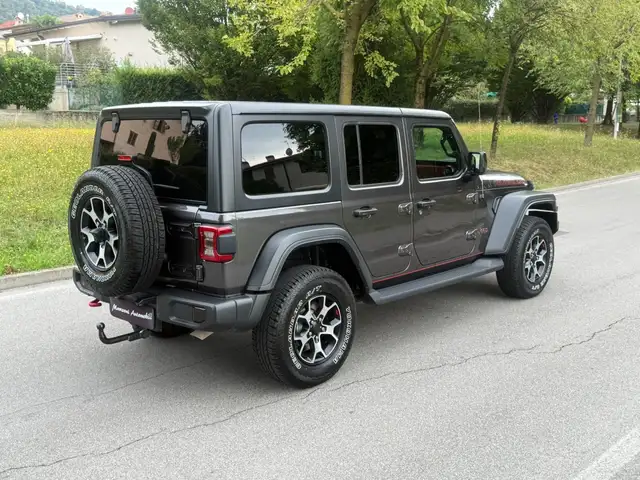 Jeep Wrangler view 13