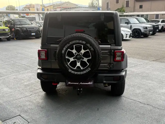 Jeep Wrangler view 4