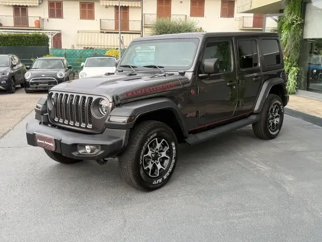 Jeep Wrangler view 3