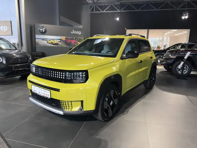 Fiat Grande Panda Hybrid 1.2 DCT-LA PRIMA-