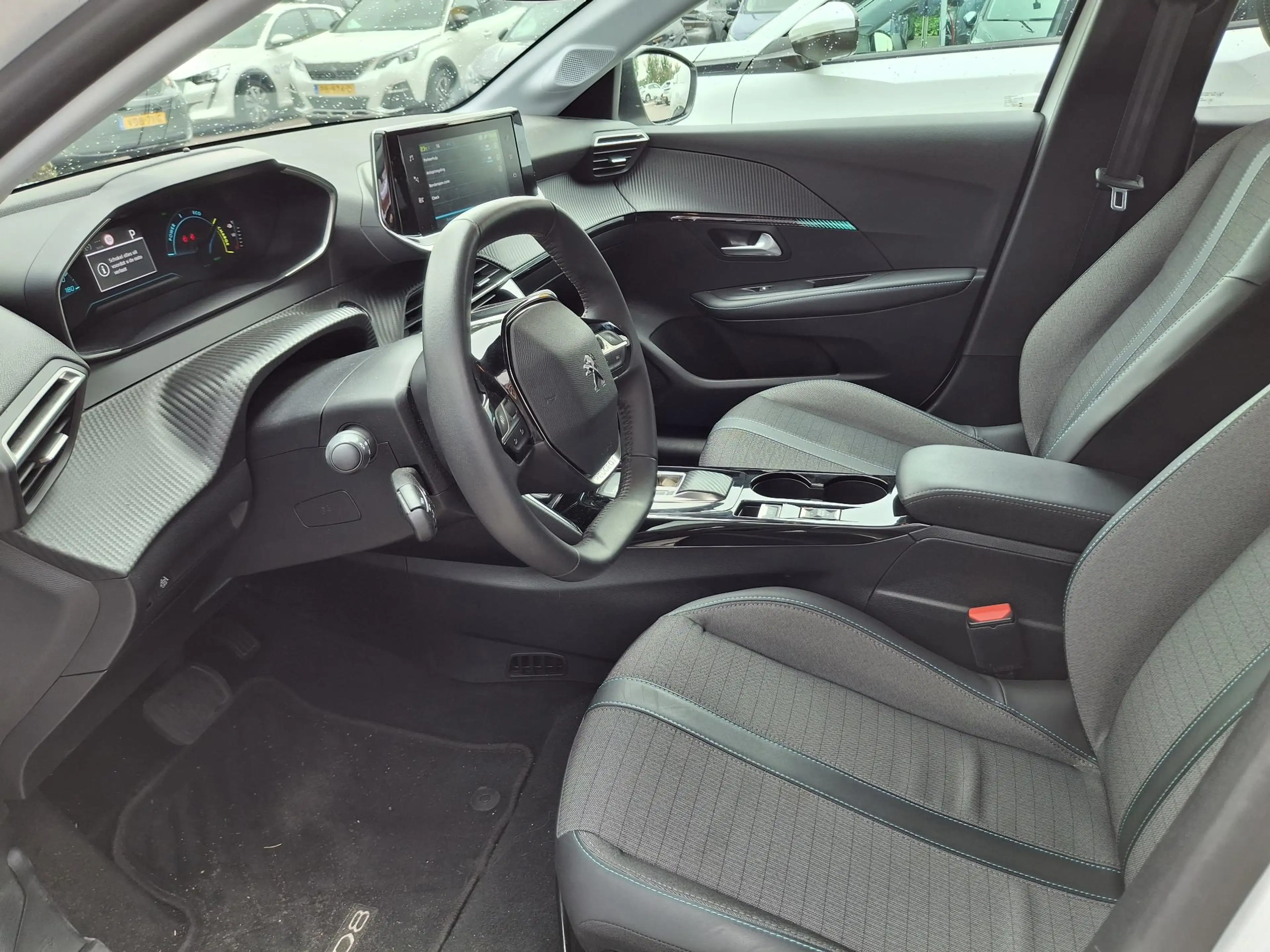 Peugeot e-208 EV Allure 50 kWh | Parkeersensoren | Navigatie | C — photo 10