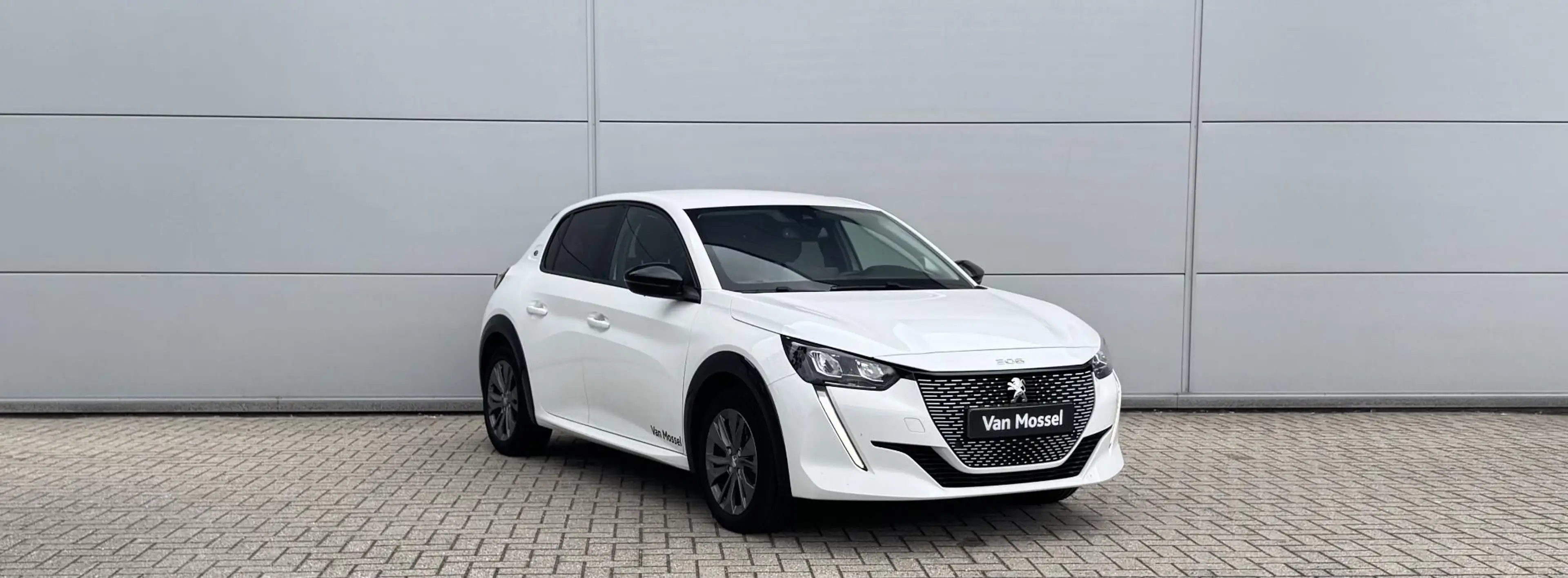 Peugeot e-208 EV Allure 50 kWh | Parkeersensoren | Navigatie | C — photo 7