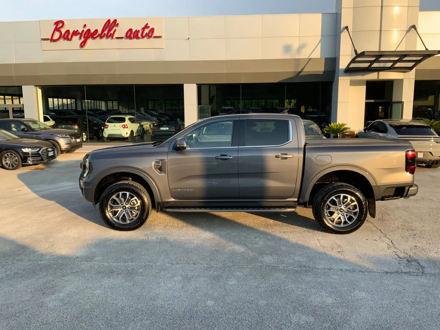 Ford Ranger 2.0 ECOBLUE aut. 205 CV DC Limited 5 posti Gris - 1