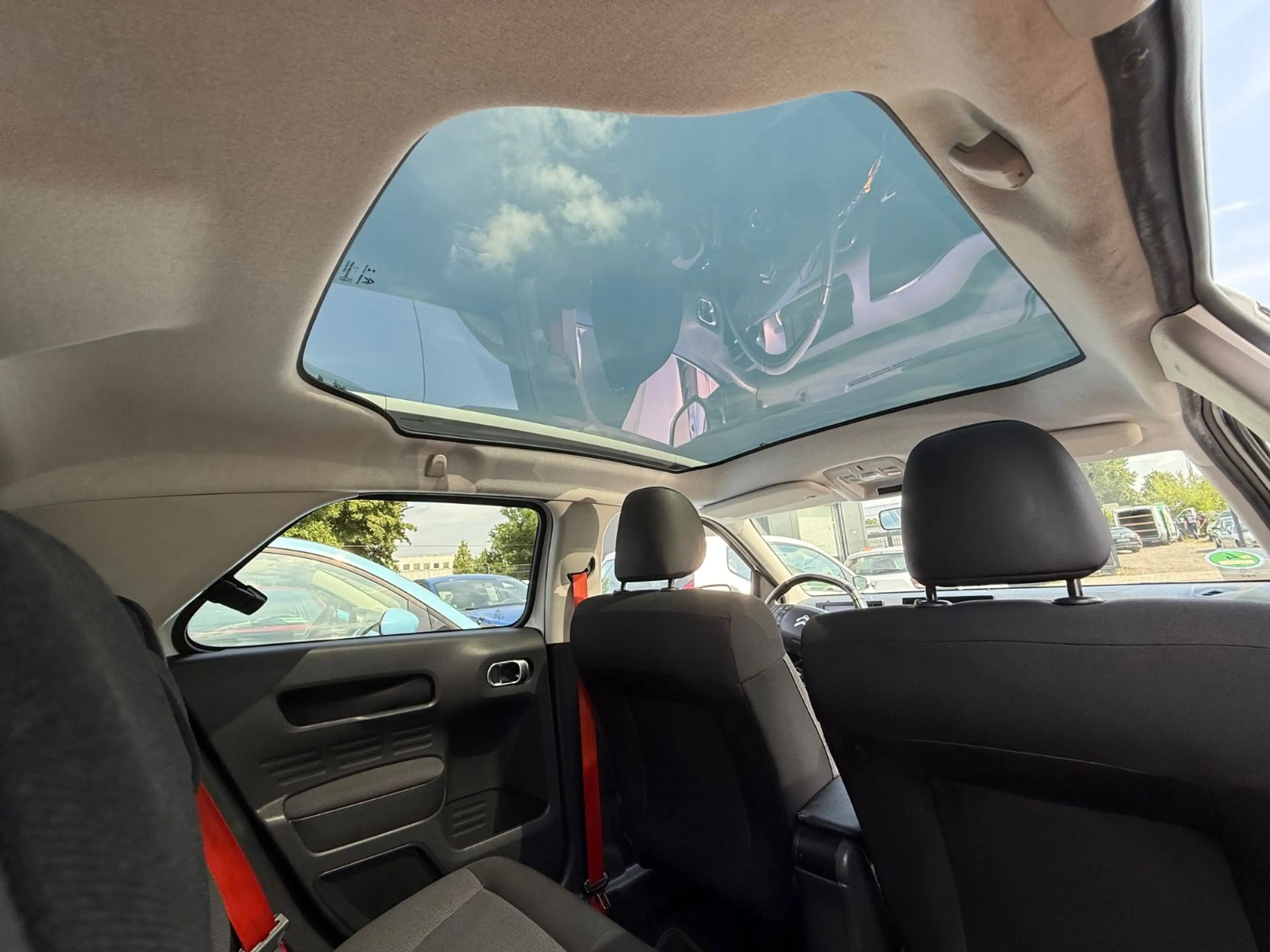 Citroen C4 Cactus Rip Curl Tuv Neu Start/Stopp-Automatik — photo 11
