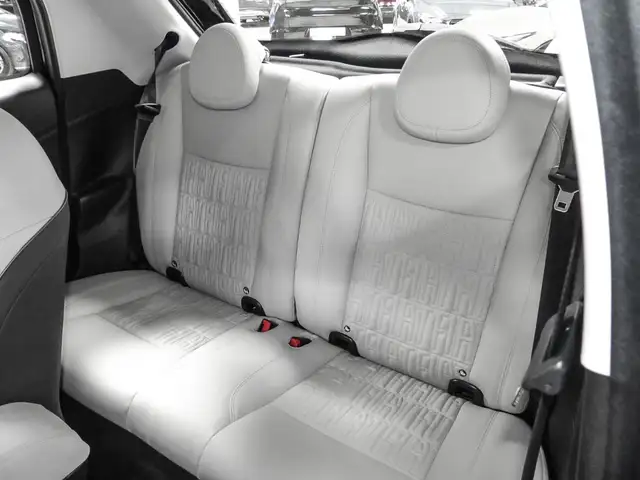 Fiat 500e view 11