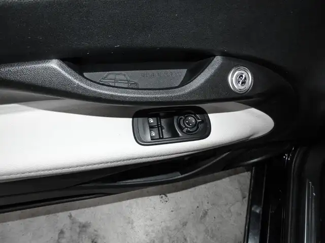 Fiat 500e view 12