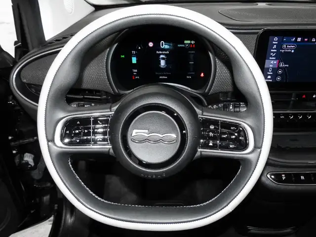 Fiat 500e view 8