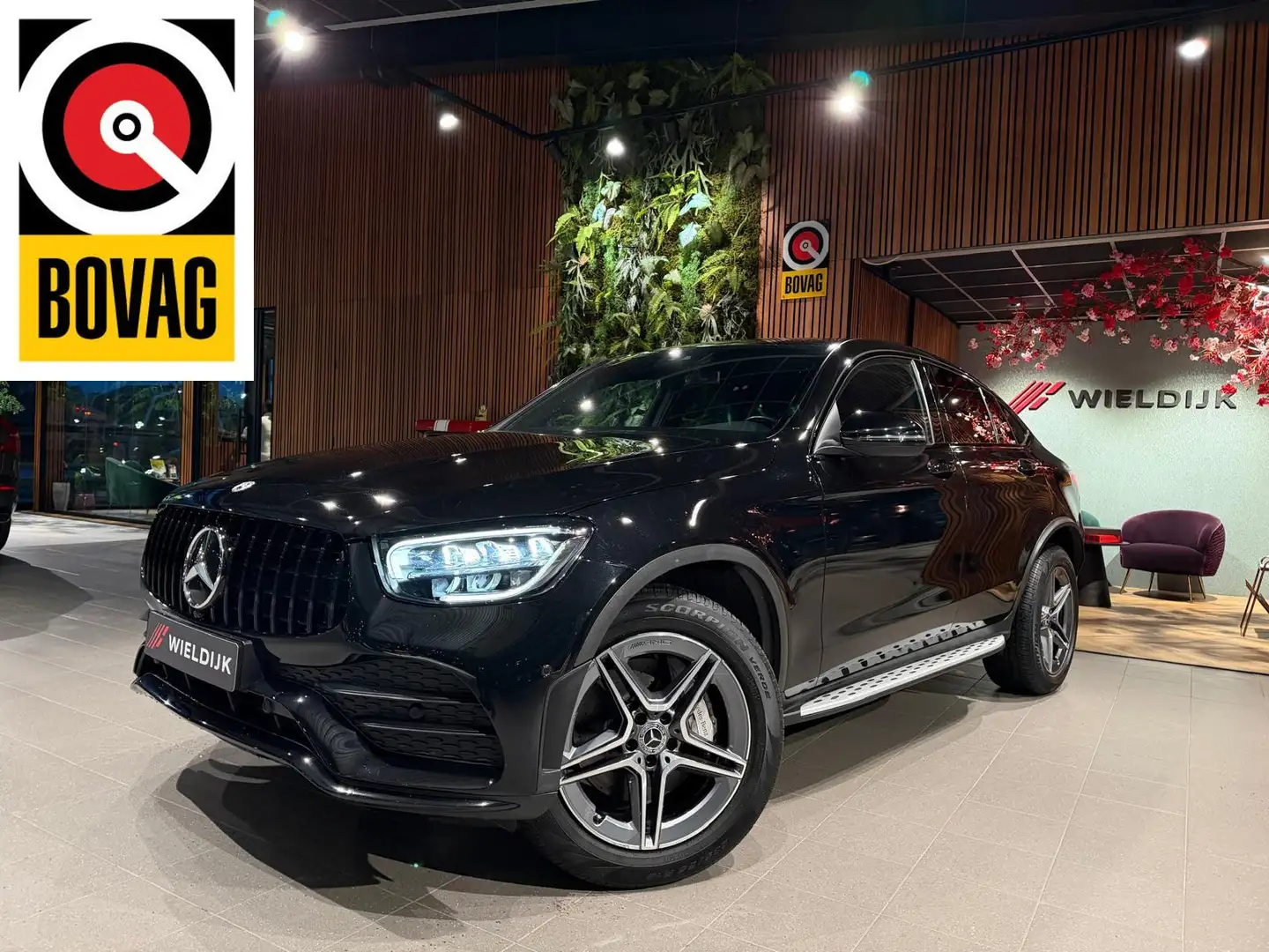 Mercedes-Benz GLC 300 Coupé 300e 4MATIC Advantage AMG LIne Noir - 1