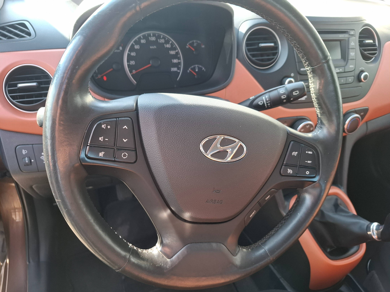 Hyundai i10 Trend 1.Hand,SHZ,LKHZ — photo 22