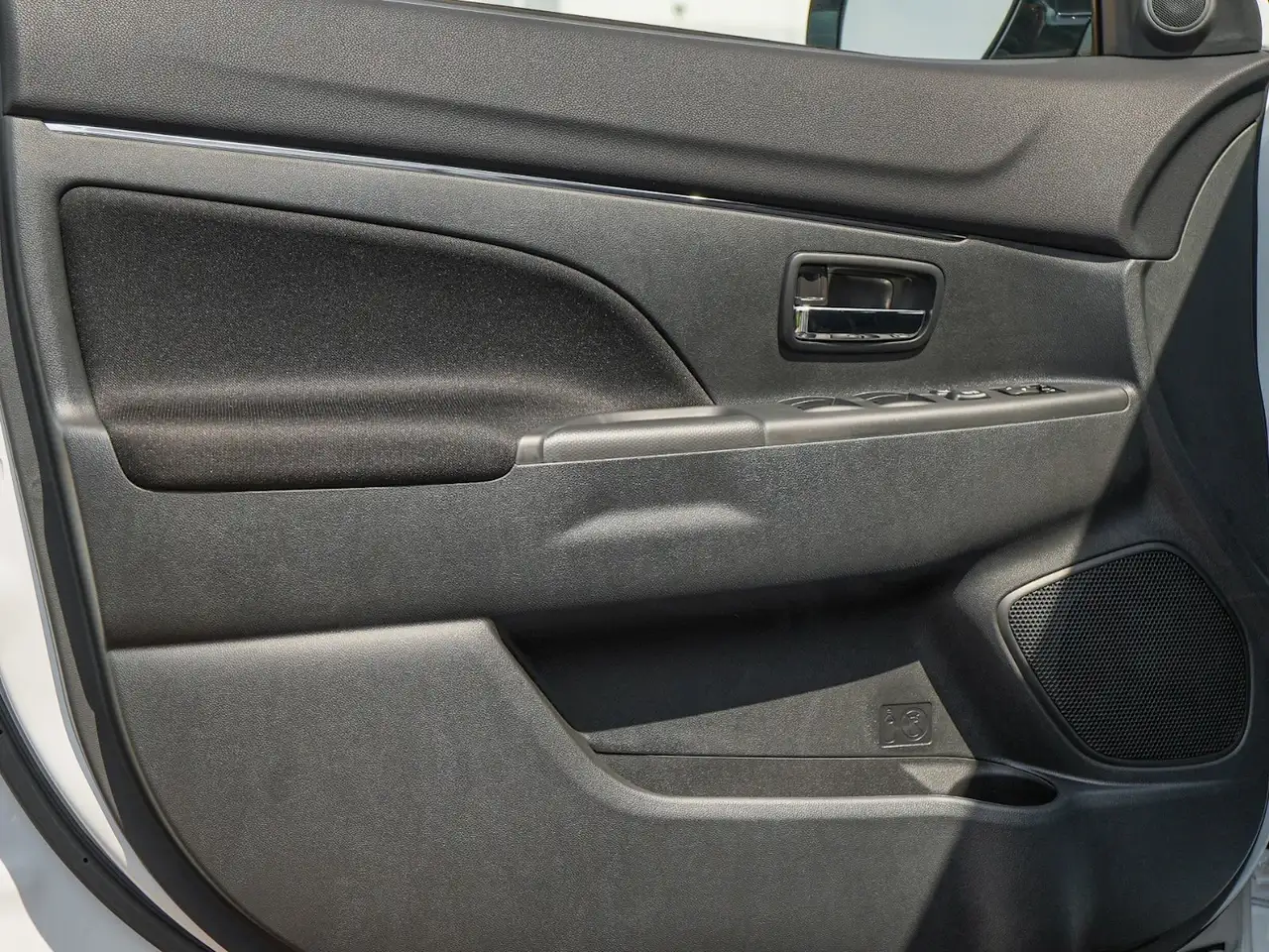 Mitsubishi RVR снимка Mitsubishi RVR