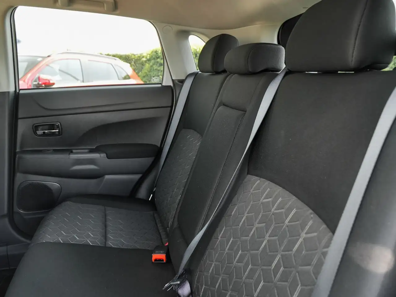 Mitsubishi RVR снимка Mitsubishi RVR