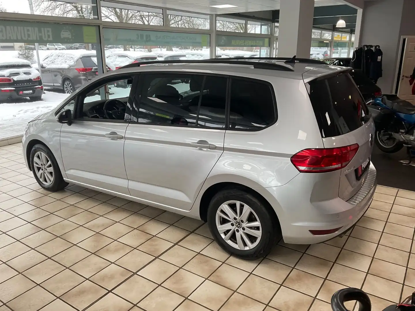 Volkswagen Touran Comfortline BMT/Start-Stopp Silber - 2