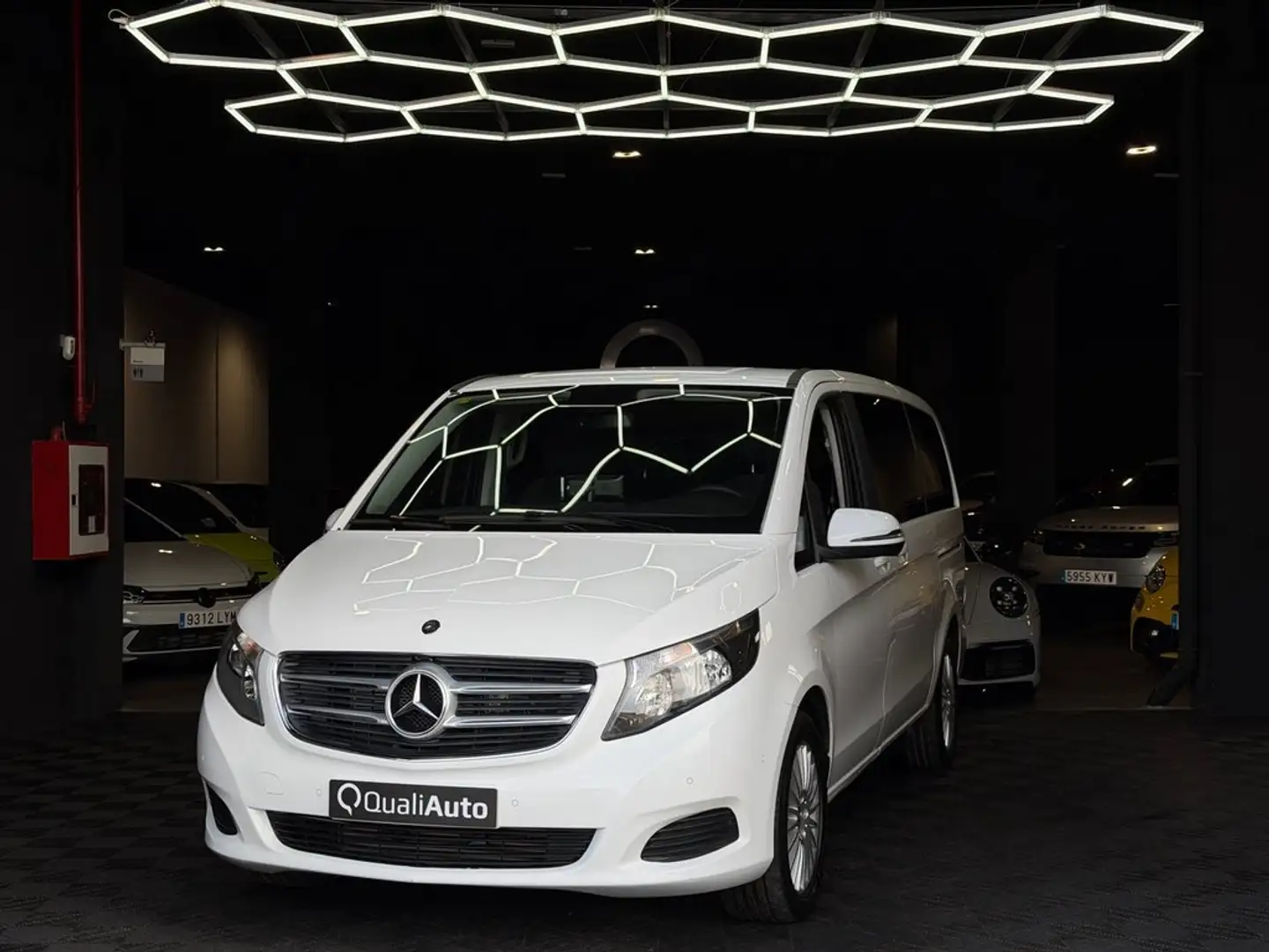 Mercedes-Benz V 220 d Largo Blanco - 1