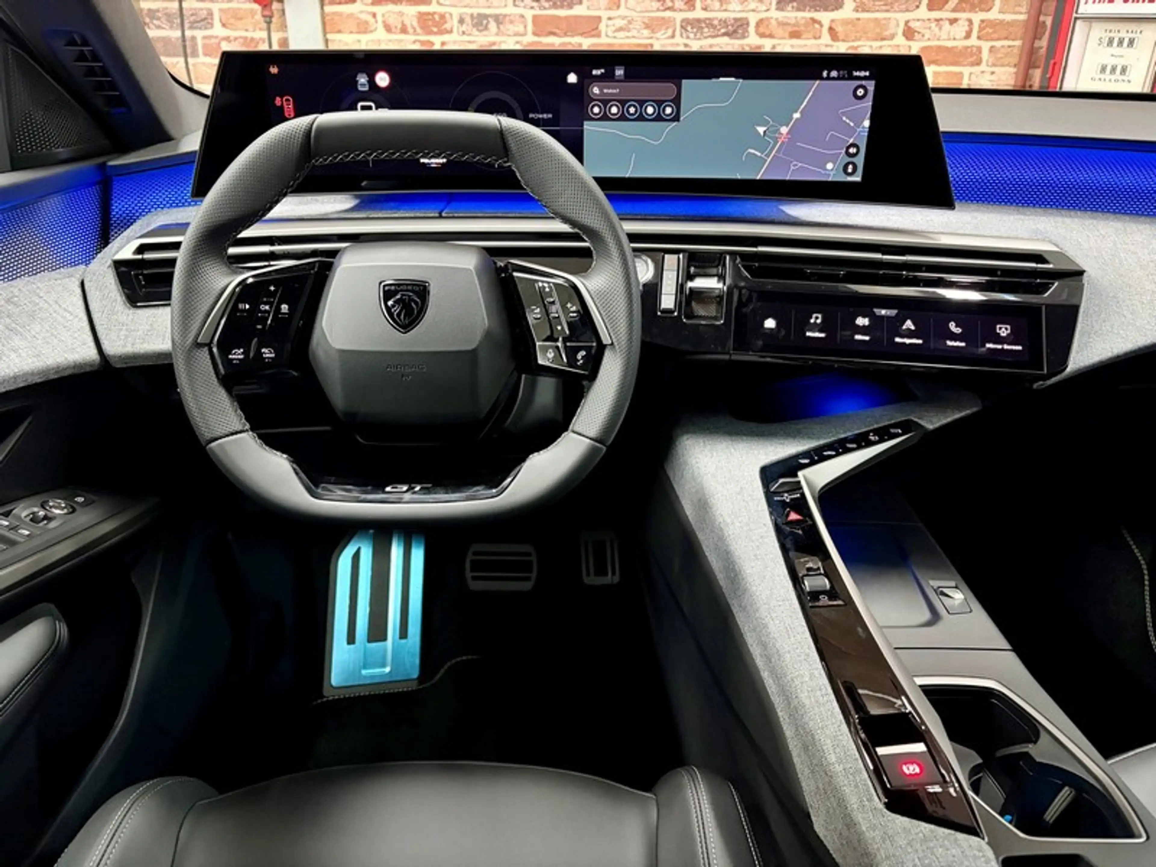Peugeot 5008 5008 1.2 Hybrid 145cv Auto GT (Neuf) — photo 4