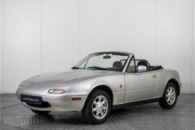 Mazda MX-5 MX5 1.6i