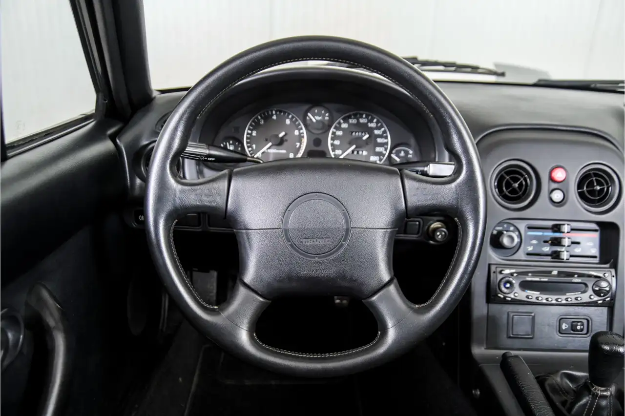 Mazda MX-5 MX5 1.6i, foto 8