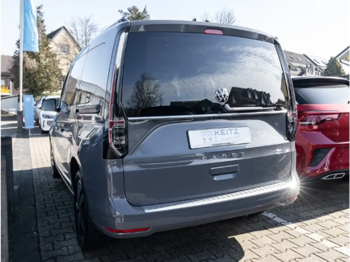 Volkswagen Caddy Style 1.5 TSI +AHK+ALLW+RFK+KLS+NAVI+7Sitz++ Gris - 2
