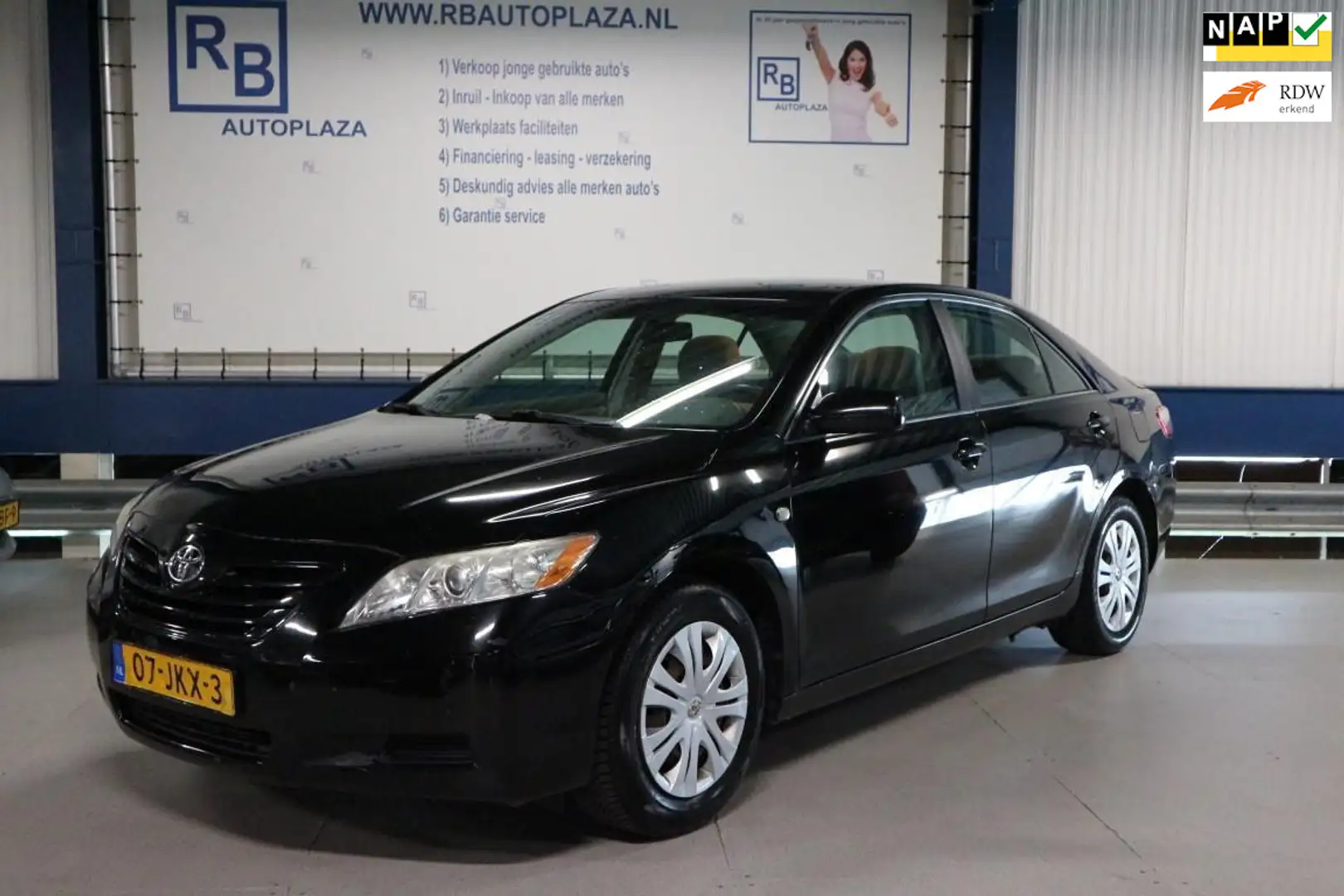 Toyota Camry 2.4 Automaat / Facelift model Negro - 1