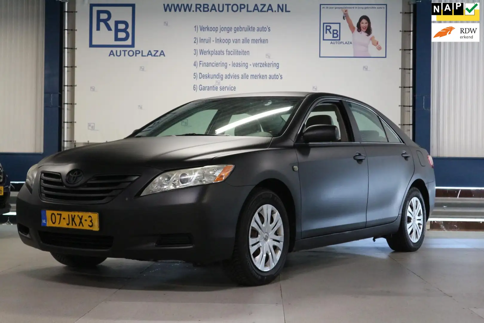 Toyota Camry 2.4 Automaat / APK 4 2026 / YOUNGTIMER ! ! ! Black - 1