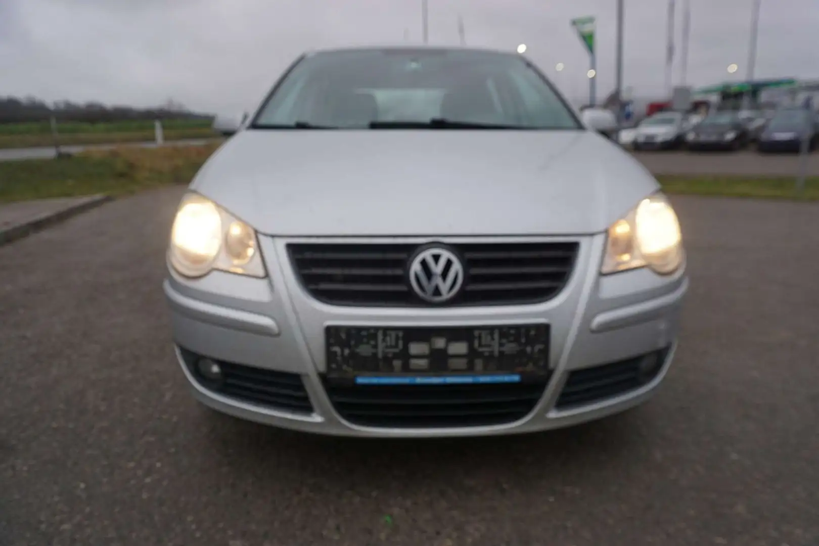 Volkswagen Polo Cool Family 1,4 TDI DPF Grau - 1