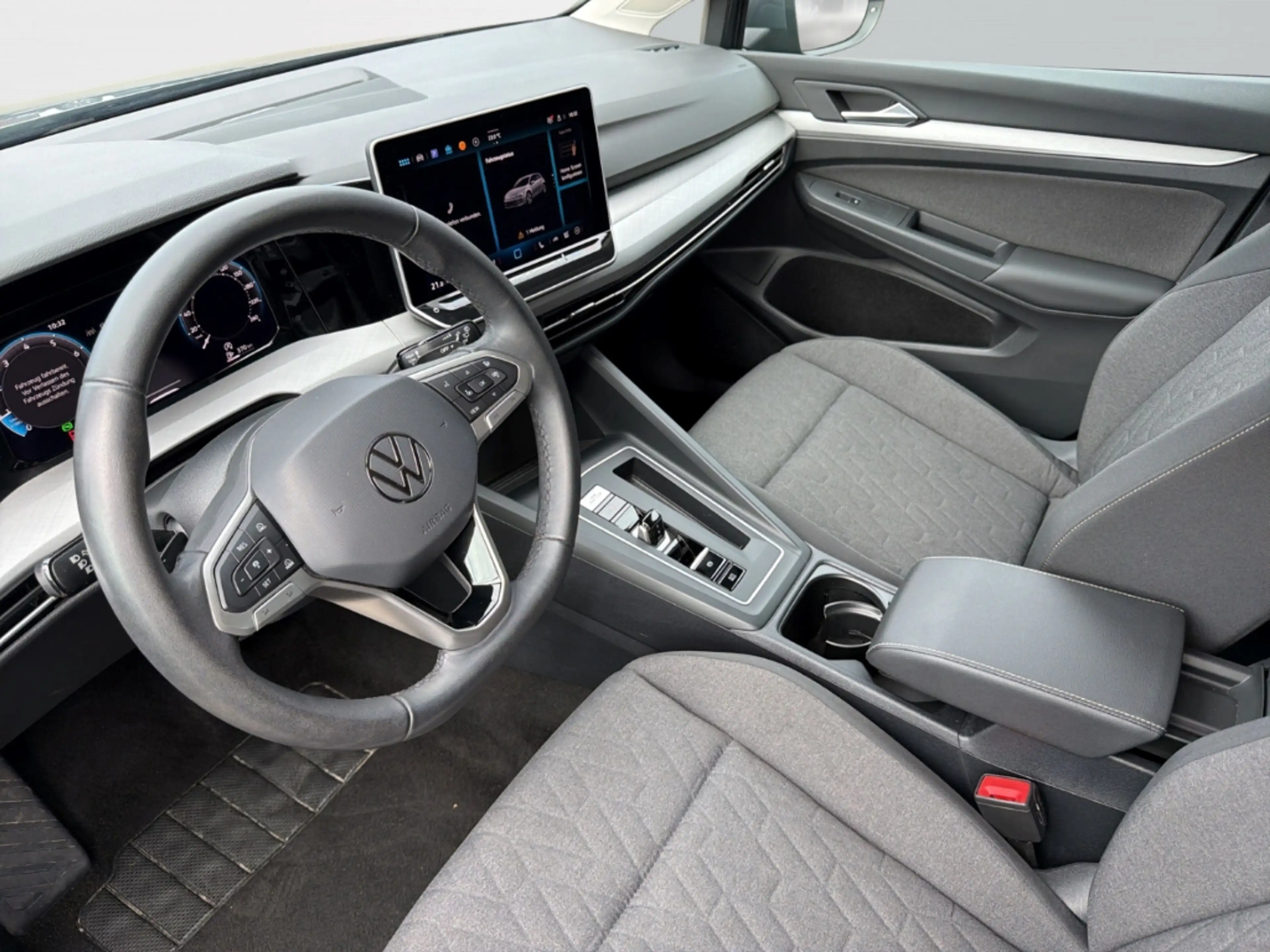 Volkswagen Golf VIII 110 kW 1.5 eTSI DSG Life+Sitzhzg+Lenkradhzg+K — photo 10